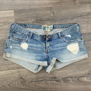 VINTAGE HOLLISTER JEAN SHORTS SIZE 7